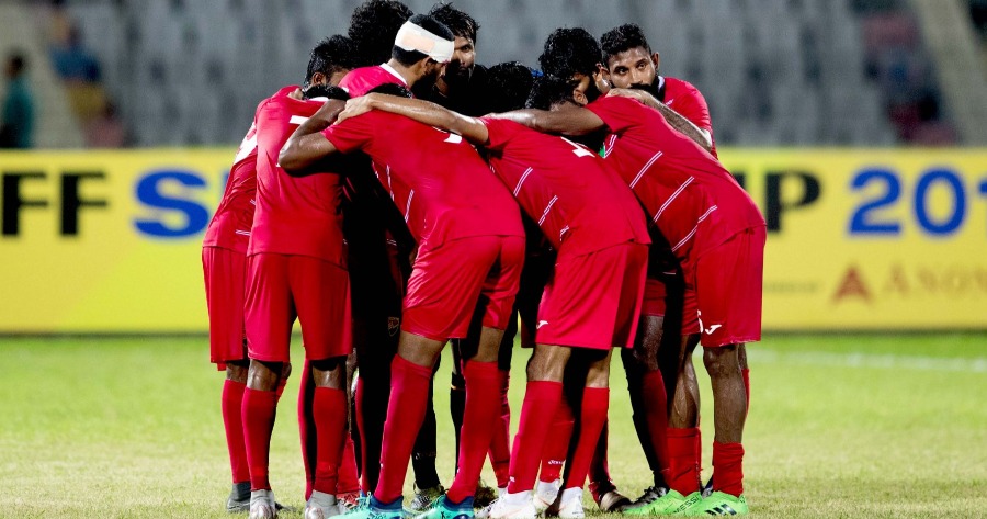 Reunion Thrashes Maldives